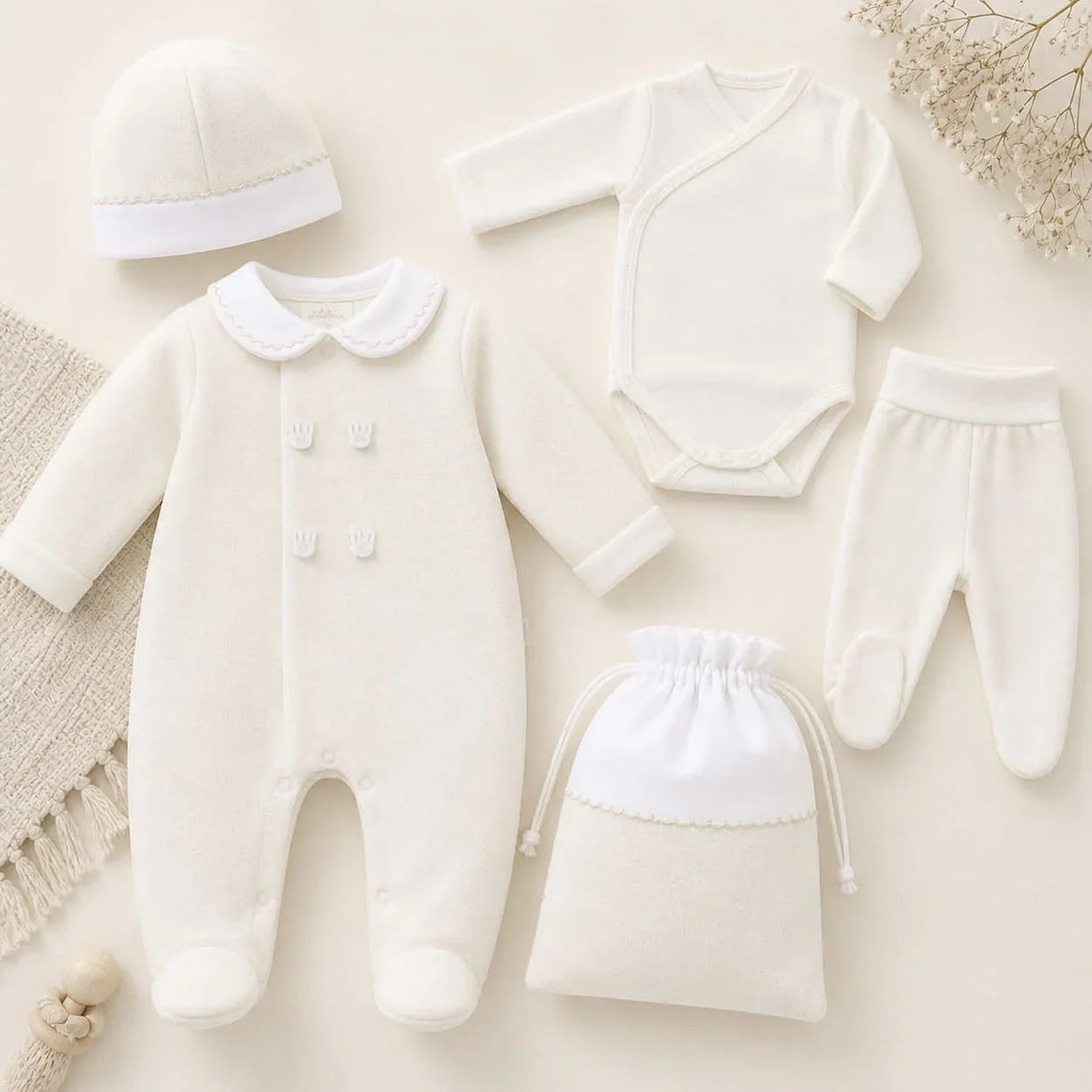 Como escolher a primeira roupa do bebé para a maternidade?