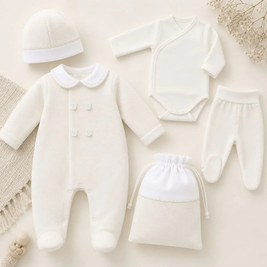 Como escolher a primeira roupa do bebé para a maternidade?