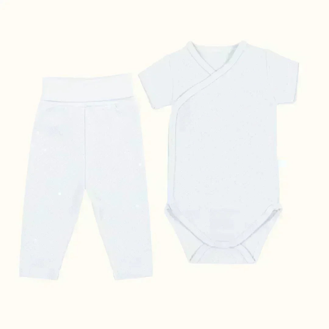 Conjunto de body manga curta e calça sem pé, branco, para bebê menino