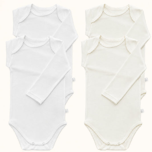 ​4 Bodies cava americana para bebé em 100% algodão Interlock: 2 bege e 2 brancos. Sem etiquetas no decote, anti-pilling e ultra resistente
