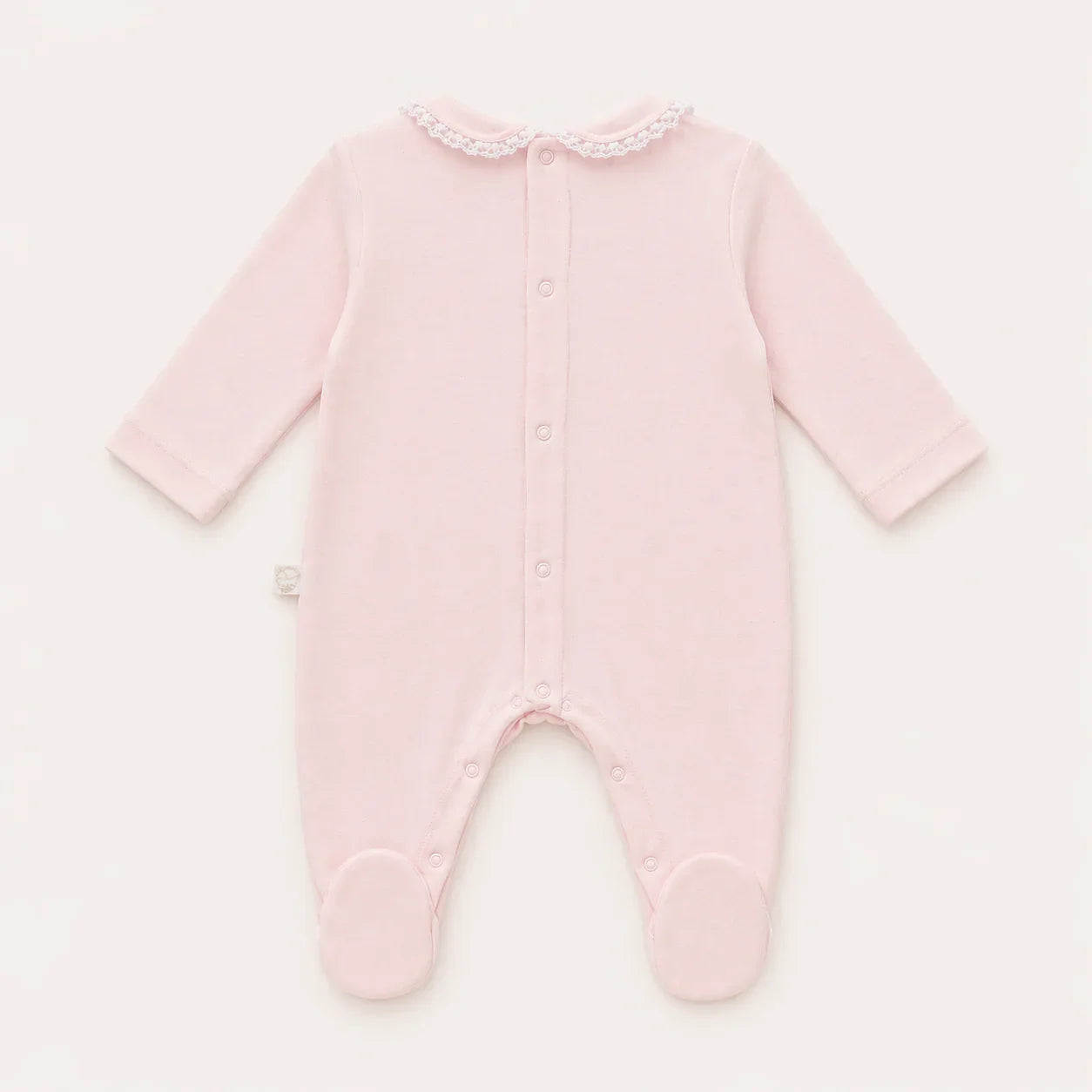 Babygrow rosa de malha para bebé, de manga comprida, com gola de renda, visto de costas