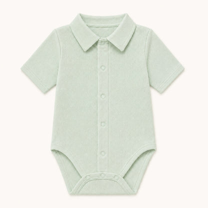 Body de gola de camisa em malha macia e leve, 100% algodão fantasia verde, manga curta, ideal para dias quentes