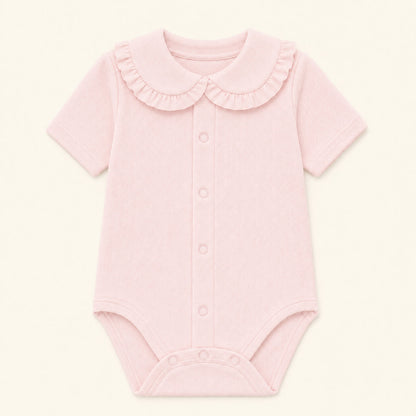 body de gola folho, manga curta, malha algodão rosa, super macia e com tratamento Anti-Pilling e anti-encolhimento