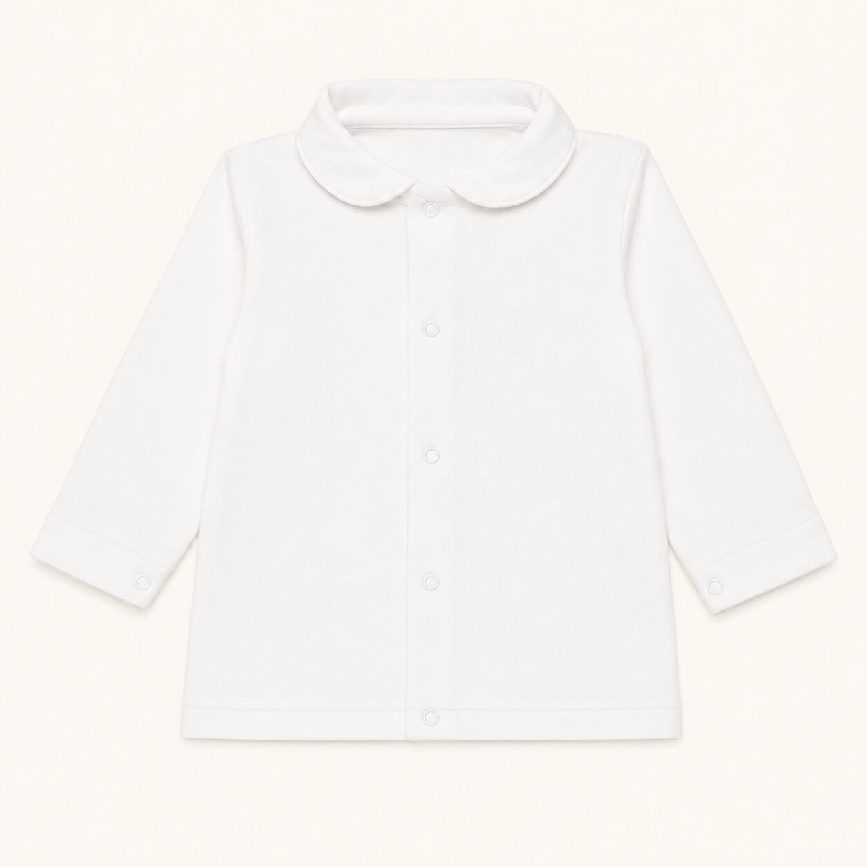 camisola com gola redonda em malha algodão branco, ideal para bebés de 12 meses aos 48 meses. Sem etiquetas irritantes no decote e abrir de cima a baixo para facilitar a muda da roupa