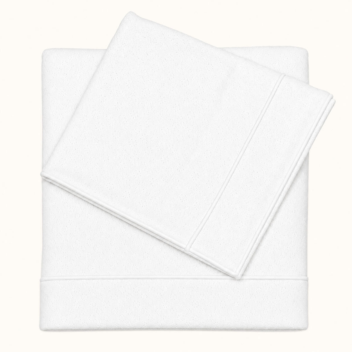 Conjunto de Lençóis composto por Lençol de cima, Lençol capa para o colchão e fronha en malha algodão branco.