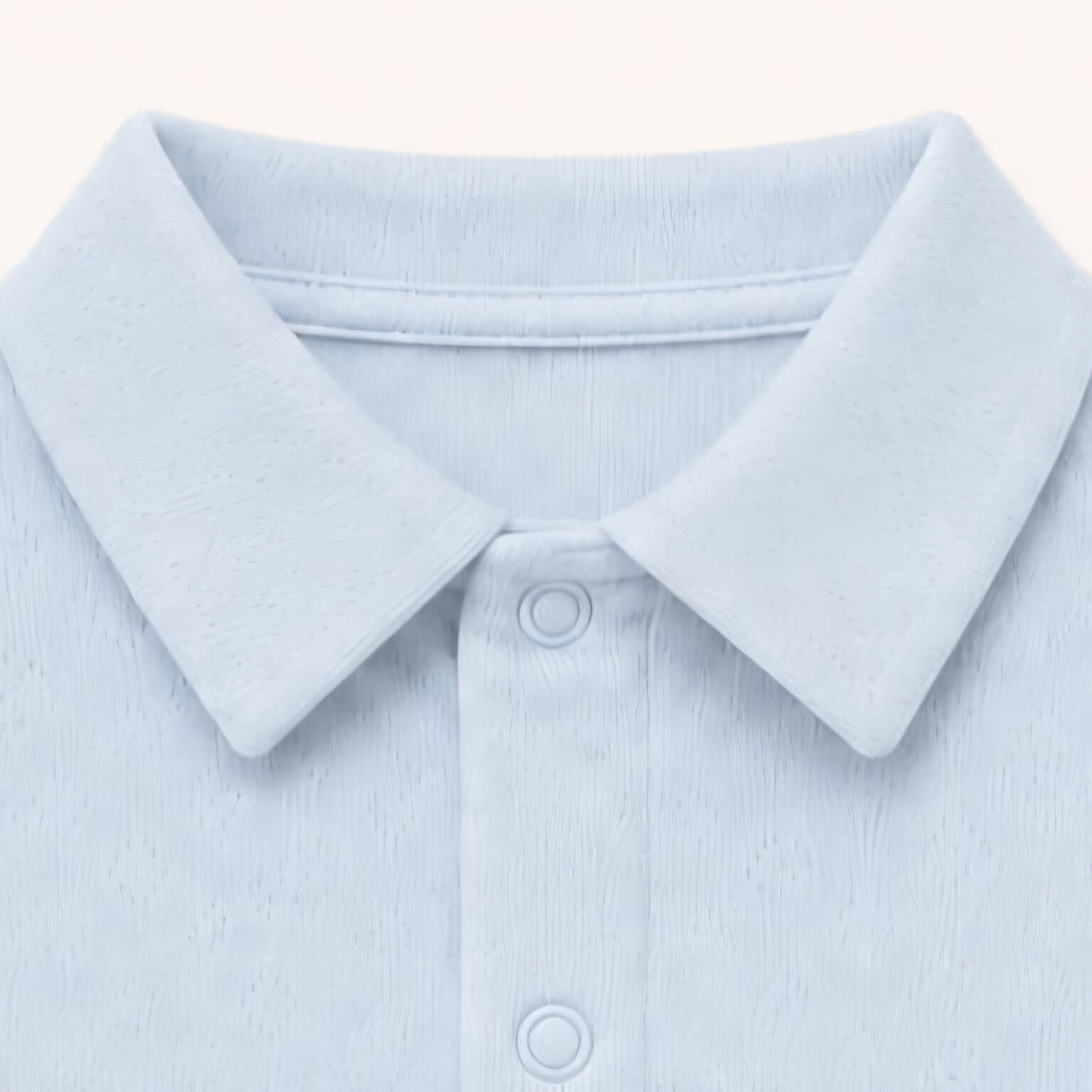 Pormenor de gola camisa do body sweet azul, em pico tipo camiseiro e sem etiquetas irritantes para a pele do bebé