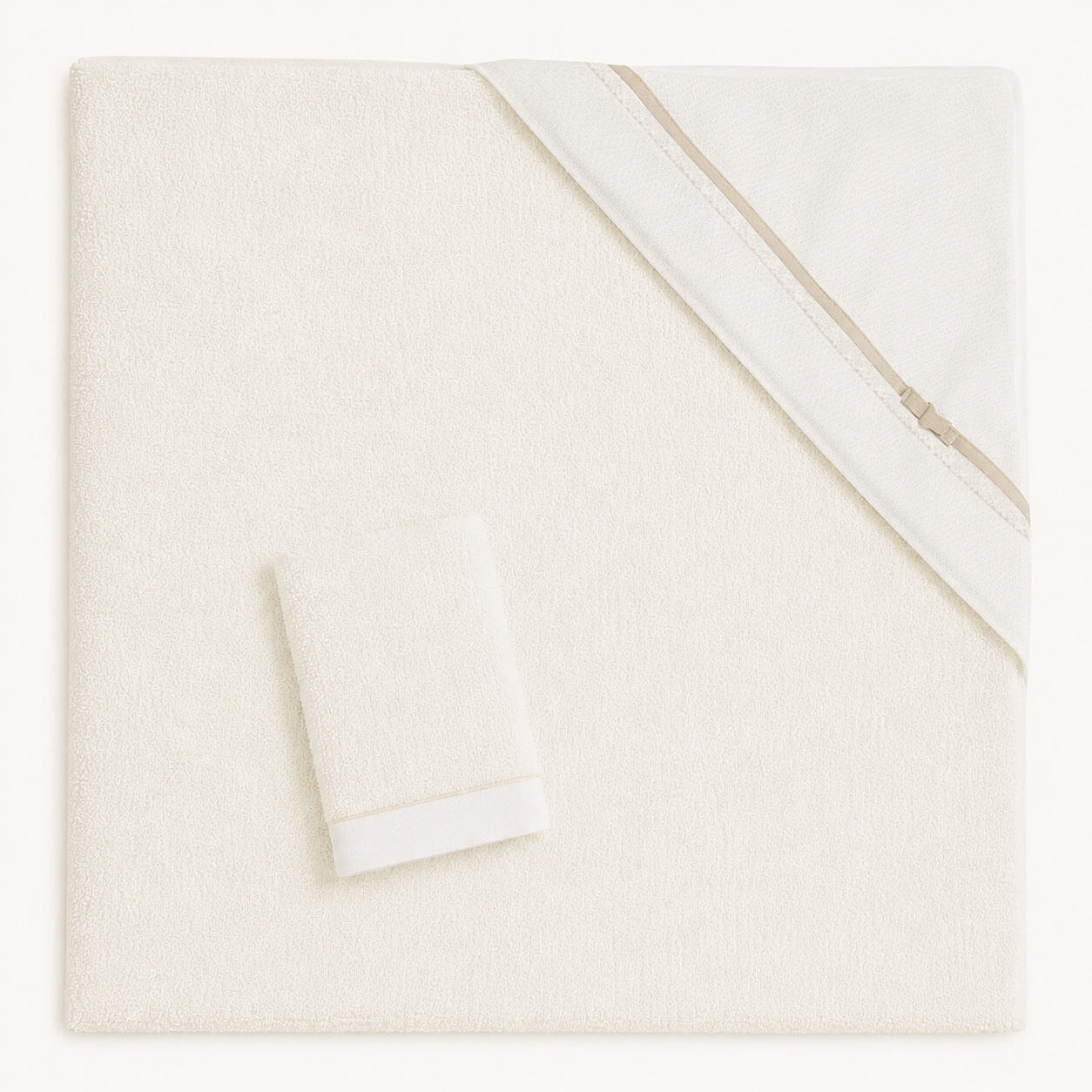 Romantic 1 Beige Bath Towel