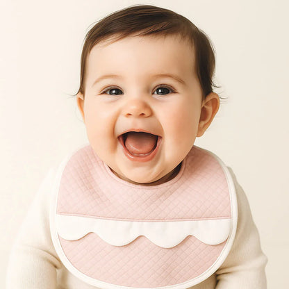 Babete Impermeável Diamante Rosa - Pim-Pam-Pum Baby