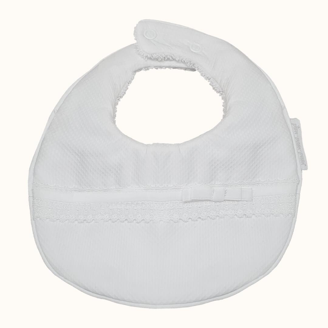 Babete Romantic 1 Impermeável Branco - Pim-Pam-Pum Baby