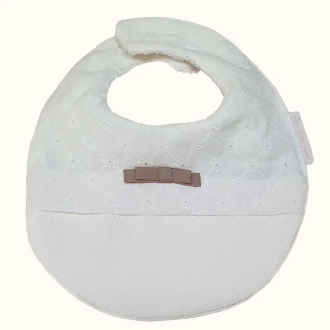 babete-romantic-2-impermeavel-bege-pim-pam-pum-baby-51176 - Pim-Pam-Pum Baby