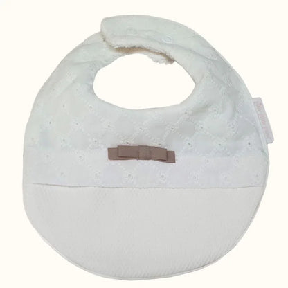 babete-romantic-2-impermeavel-bege-pim-pam-pum-baby-51176 - Pim-Pam-Pum Baby