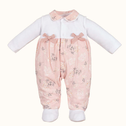 Babygrow rosa floral com gola Peter Pan e laços, roupa de bebé confortável, manga comprida.