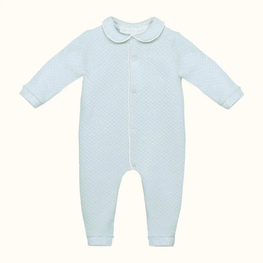 babygrow azul claro sem pés, manga comprida, tecido acolchoado, gola redonda