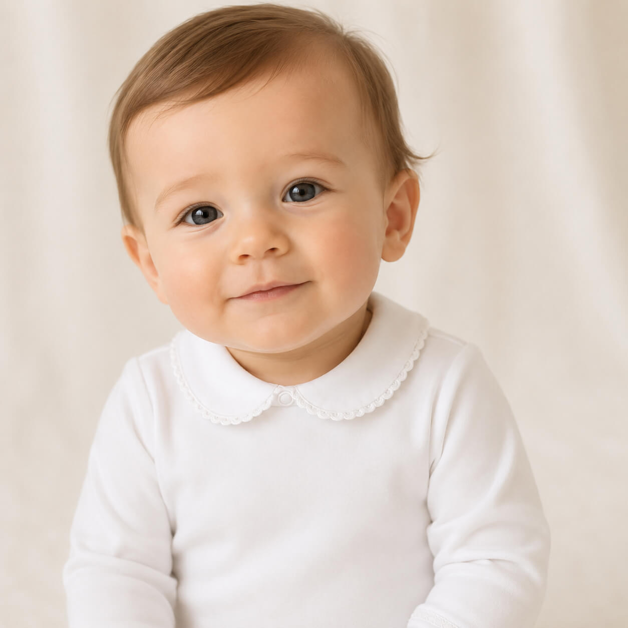 bebe menino vestido com camisola com gola vintage em malha algodão suave para a pele