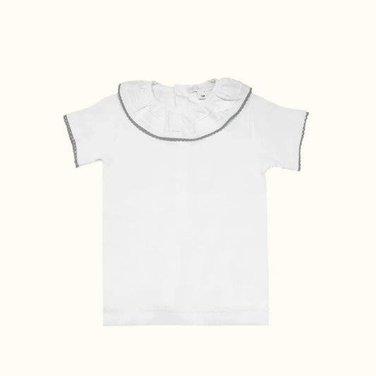 Camisola de bebé branca com gola babado e detalhes cinza, manga curta, verão