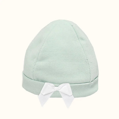 gorro suave verde-claro para bebé com laço branco, ideal para recém-nascidos