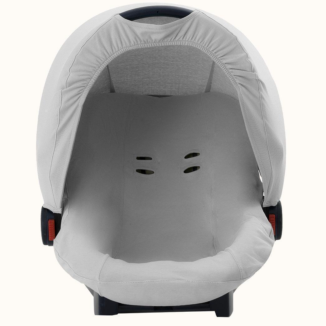 Capa cinza para cadeira auto de bebé, modelo verão, ajustada ao assento com capota.