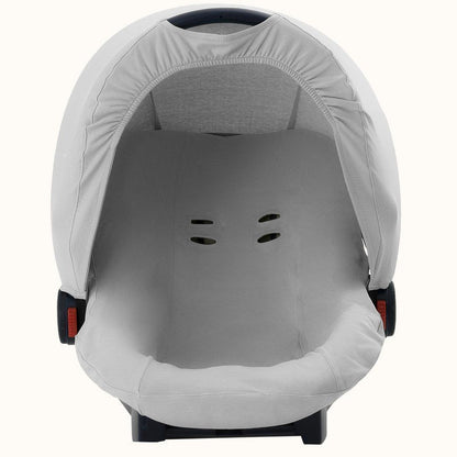 Capa cinza para cadeira auto de bebé, modelo verão, ajustada ao assento com capota.