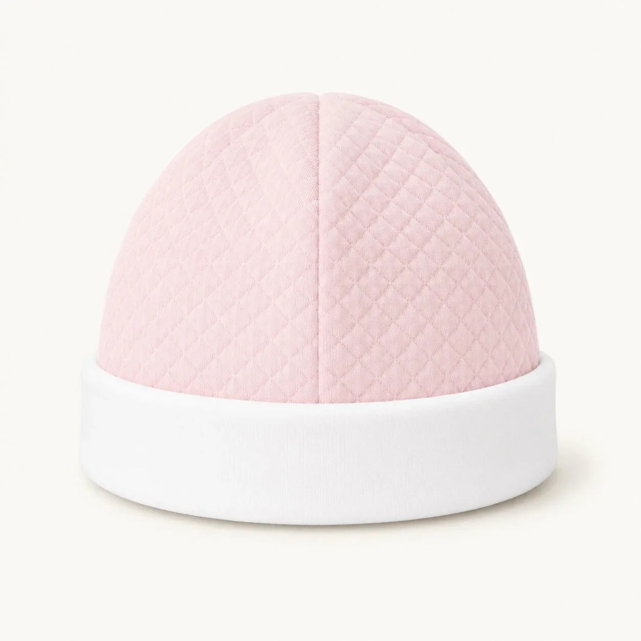 Gorro de bebé rosa claro com dobra em branco, forrado a malha suave, sem elástico, ideal para recém-nascidos