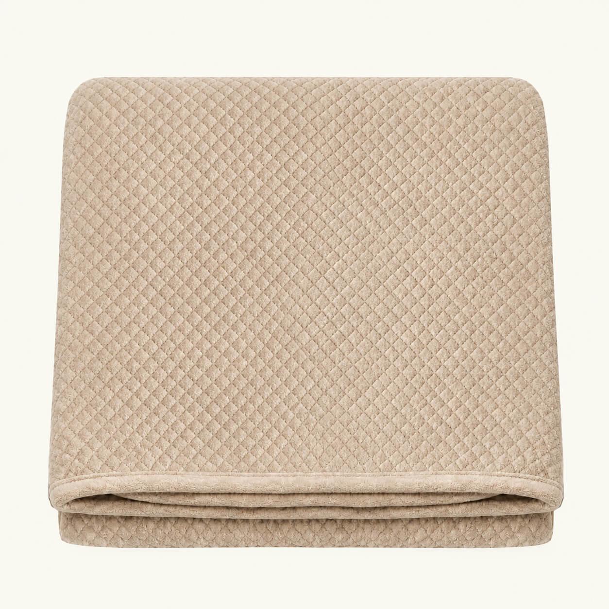 Manta camel com clorete à volta em malha losango, exterior 100% algodão macio e ideal para qualquer idade do bebé