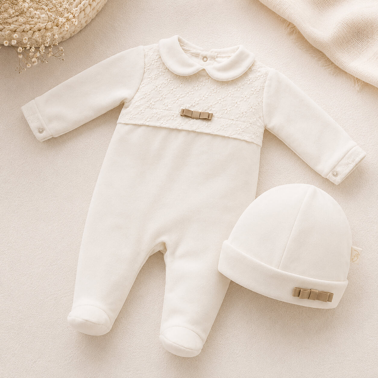 Babygrow e Gorro Romantic 2 Bege