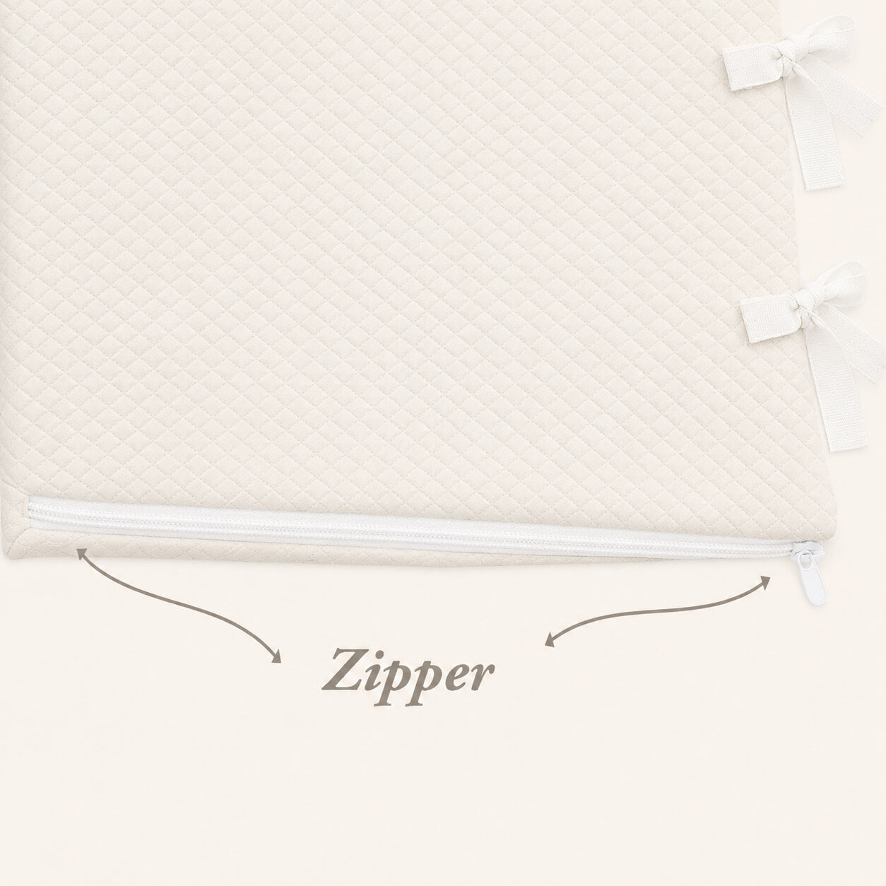 Capa de berço acolchoada com zíper e laços, ideal para recém-nascidos
