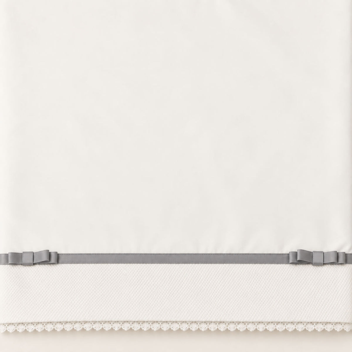 Romantic Beige Gray Sheet Set