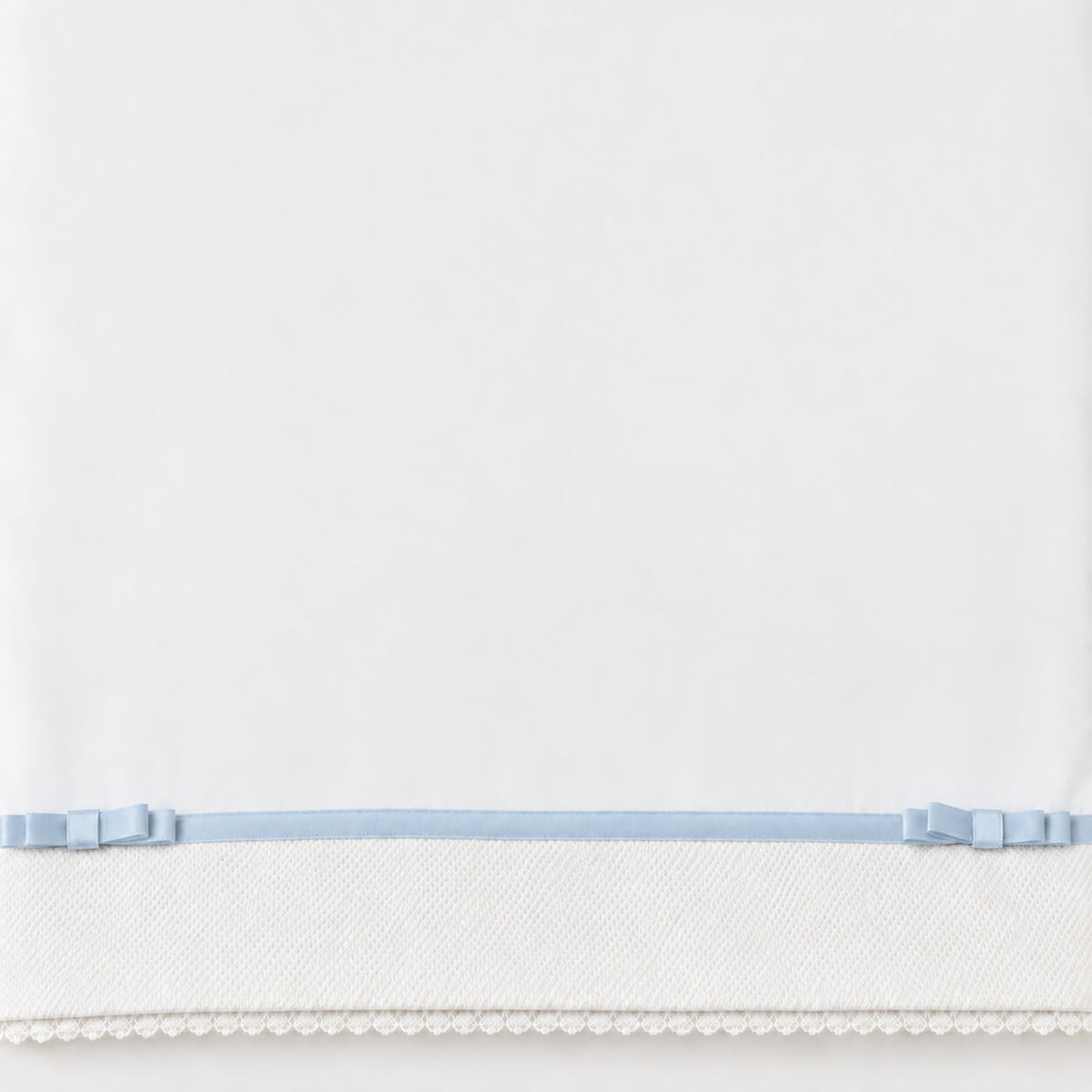 Romantic White and Blue Sheet Set