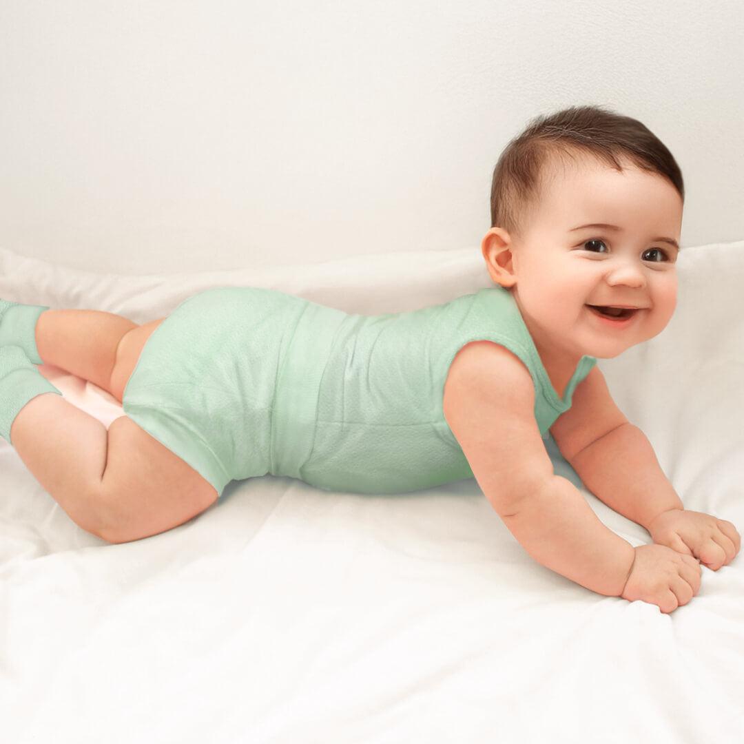 Roupa Soft Moves: Body Sem Mangas, Tapa Fraldas e Pantufas Verde - Pim-Pam-Pum Baby
