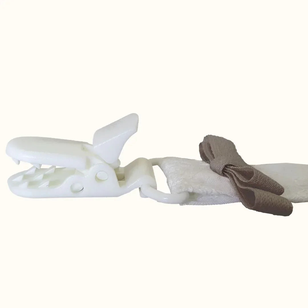suporte-chupetas-romantic-castanho-pim-pam-pum-baby-22168 - Pim-Pam-Pum Baby
