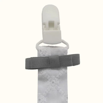 suporte-chupetas-romantic-cinza-pim-pam-pum-baby-34308 - Pim-Pam-Pum Baby